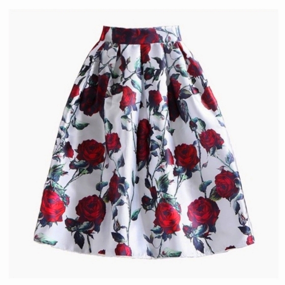New white Red Roses 50s Skirt - Picture 1 of 14